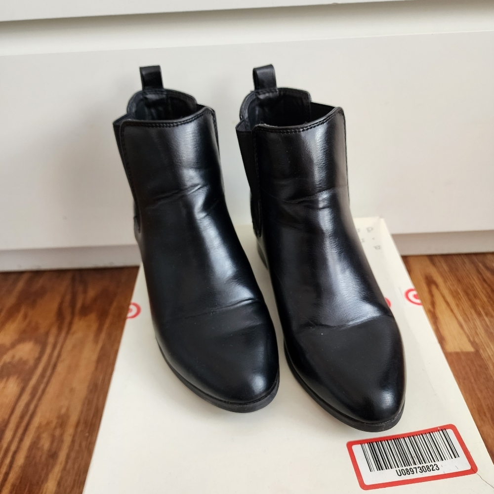 Black Low Heeled Boots